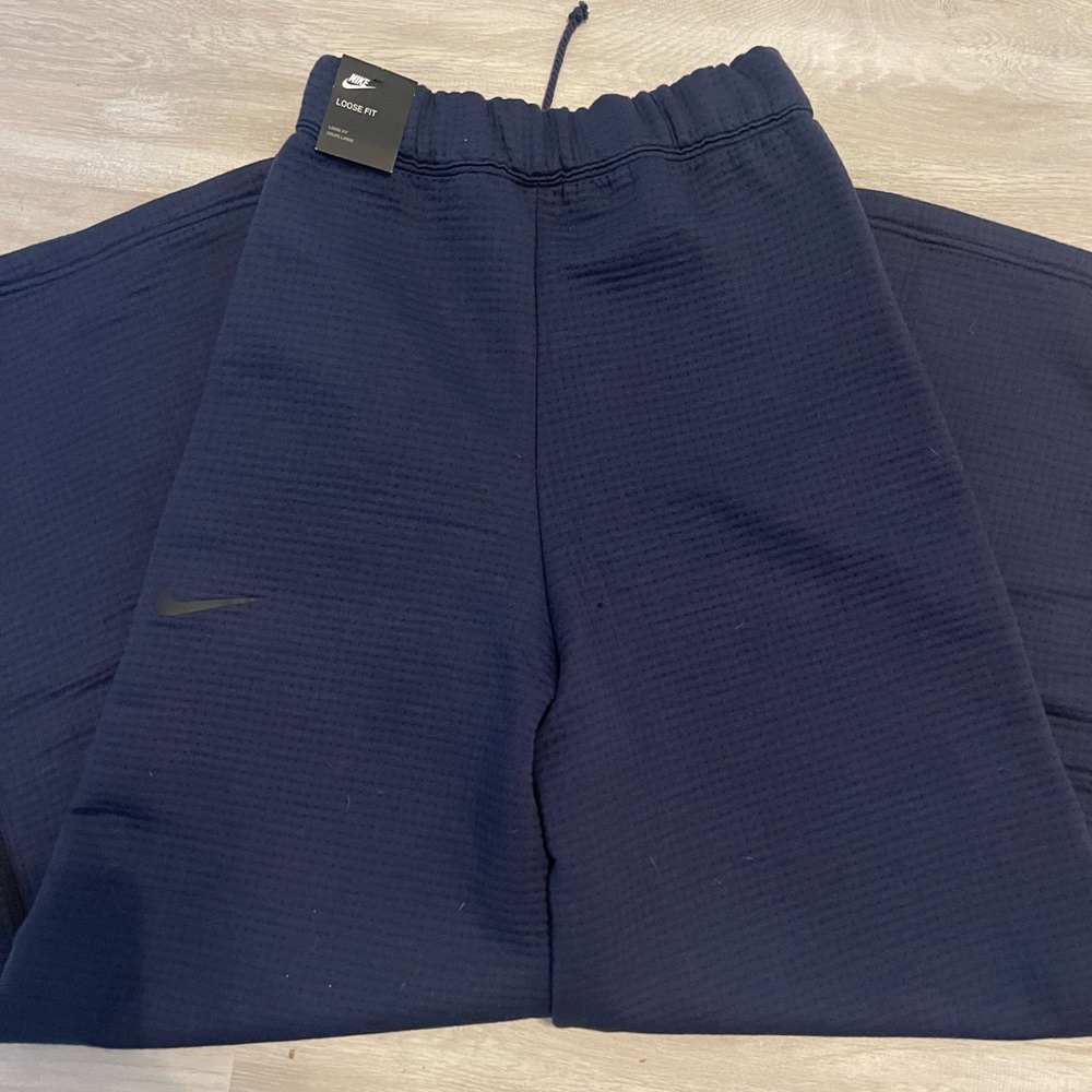 Nike Women’s Loose Fit Sweatpants